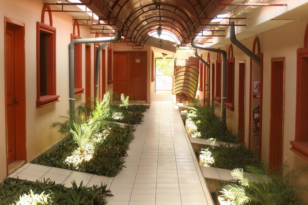 Hotel Brial Plaza Managua Exterior photo