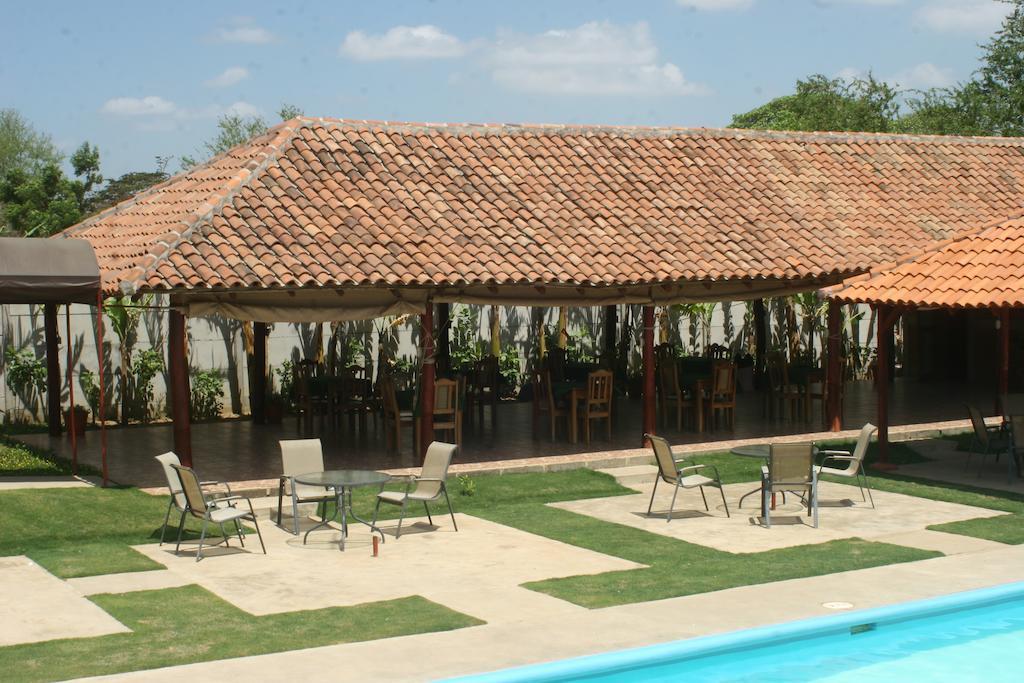 Hotel Brial Plaza Managua Exterior photo