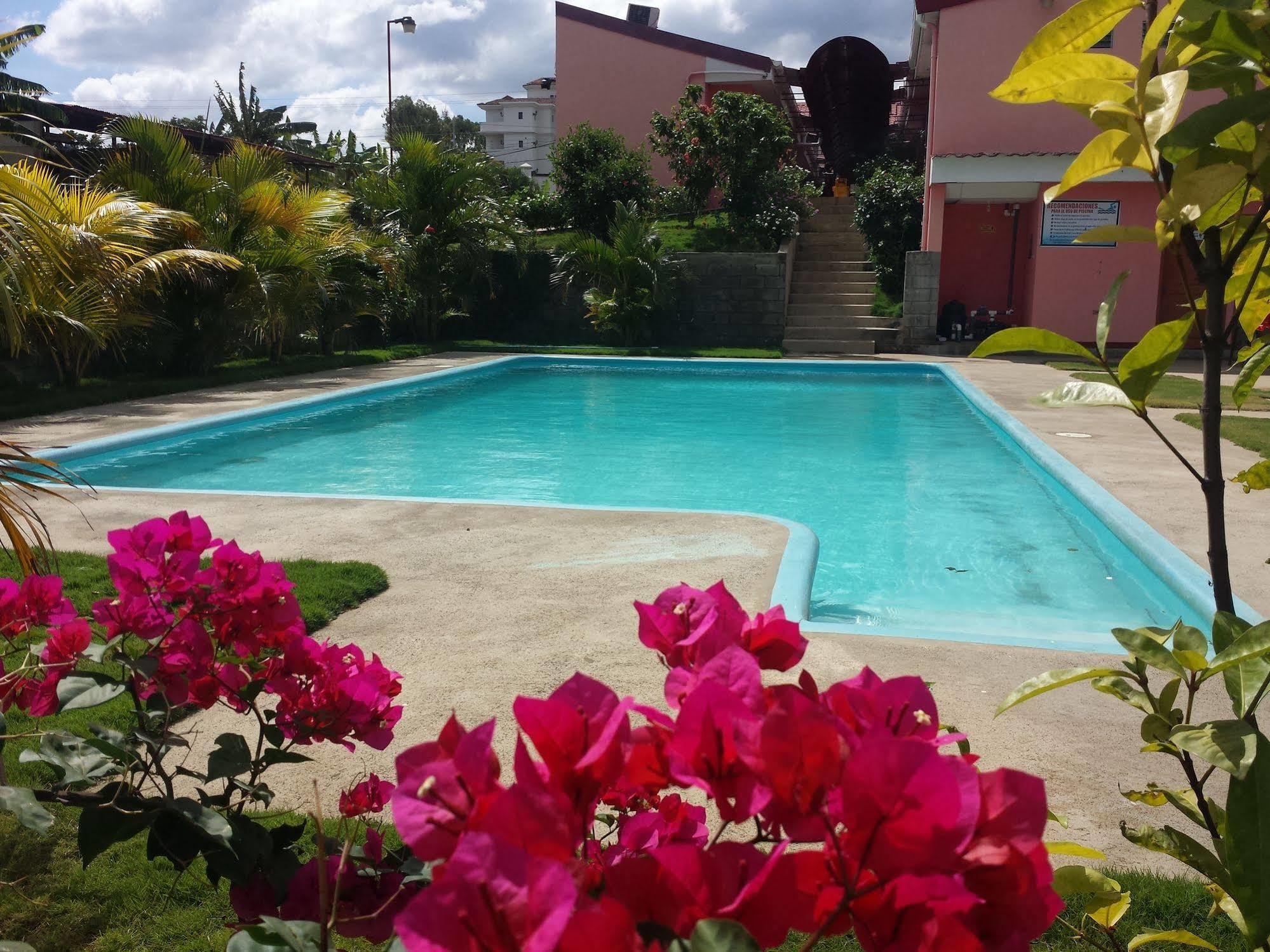 Hotel Brial Plaza Managua Exterior photo